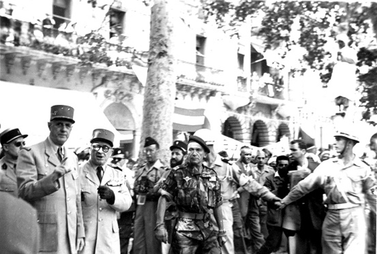 Fichier:Mosta De Gaulle.jpg