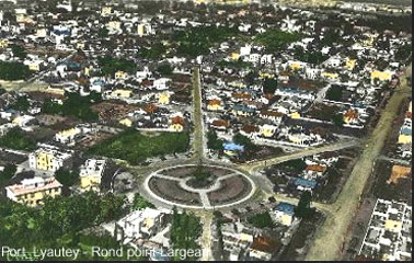 Fichier:Port-Lyautey rond-point Largeau.jpg