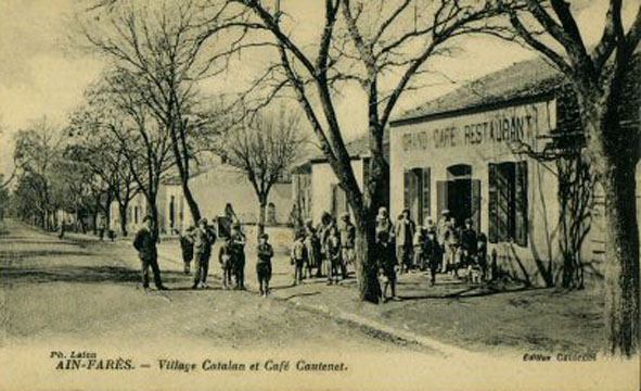 Fichier:Aïn-Farès village catalan.jpg