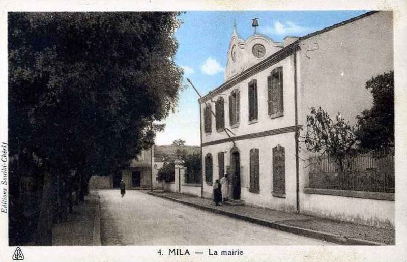 Fichier:800px-Mairie mila.jpg
