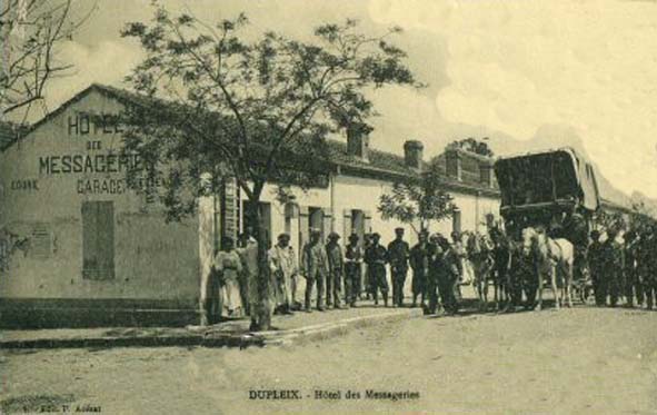 Fichier:Dupleix Hotel des Messagerie.jpg