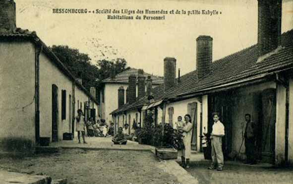 Fichier:Bessombourg Habitations du Personnel.jpg