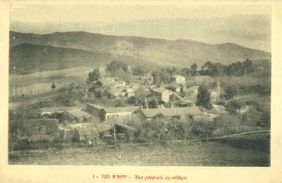 Fichier:Tizi Reniff Vue village.jpg