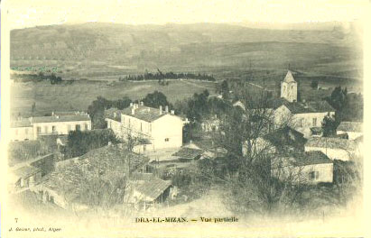 Fichier:Dra el Mizan Vue.jpg