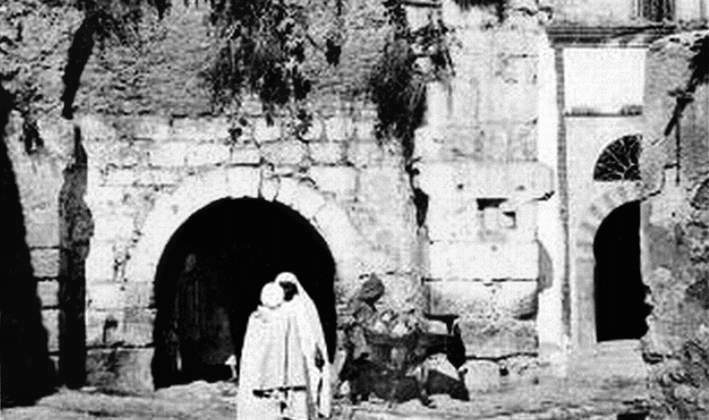 Fichier:Porte Beja5.JPG