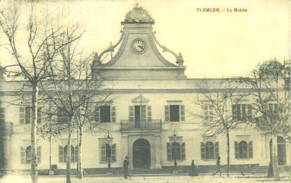 Fichier:Tlemcen Mairie.jpg