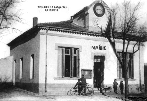 Fichier:Trumelet Mairie.jpg