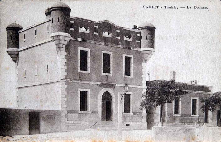 Fichier:Sakiet - Douane.jpg