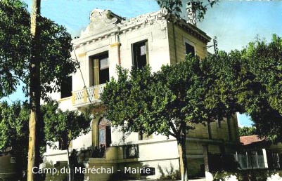 Fichier:Camp du Maréchal Mairie.jpg