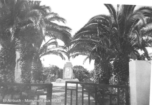 Fichier:El Arrouch Monument aux morts.jpg