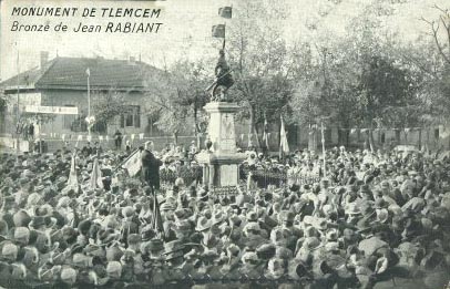 Fichier:Tlemcen Monument aux Morts.jpg