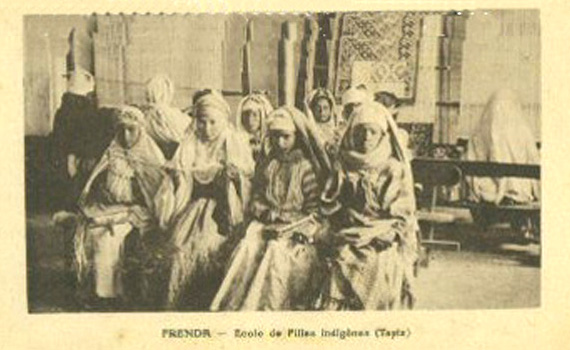 Fichier:Frenda ecole de filles.jpg