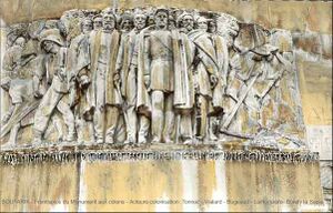 Boufarik Frontispice Monument aux Colons.jpg