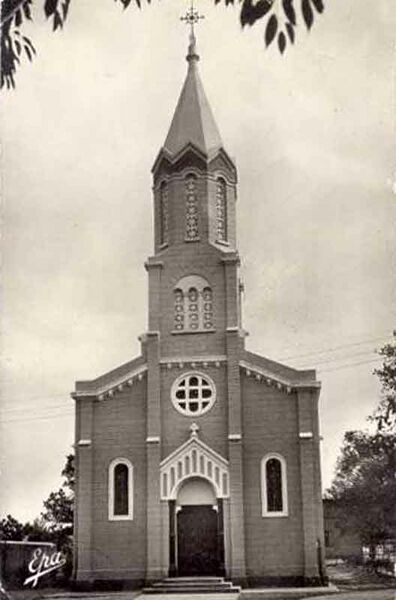 Fichier:Descartes eglise.jpg