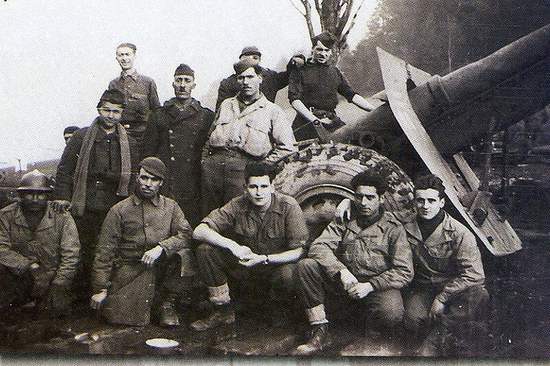 Fichier:67èRAA 155mm.jpg