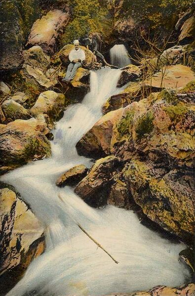 Fichier:Gorges chiffa grande cascade.jpg