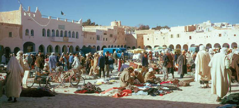 bousaada_place_ghardaia.jpg