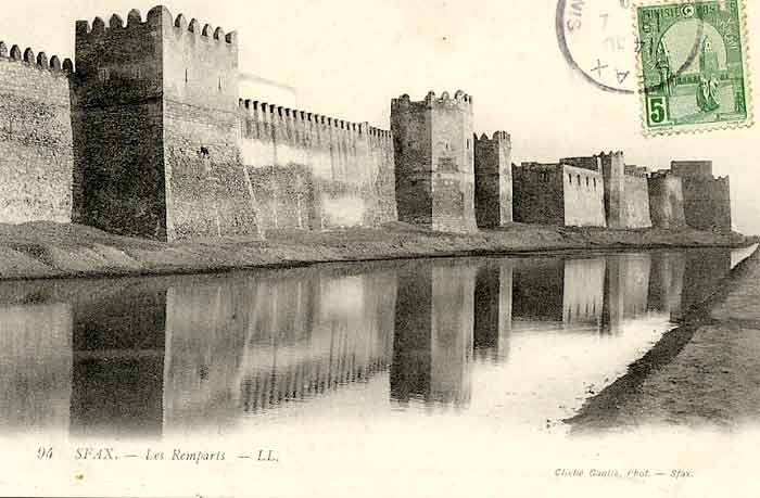 port_sfax_1890.jpg